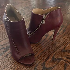 Isola Burgundy Heeled Ankle Boots